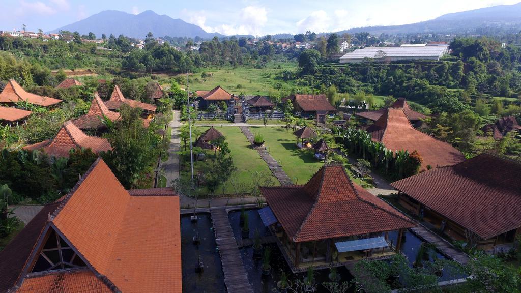 Jadul Village Resort Lembang Dış mekan fotoğraf