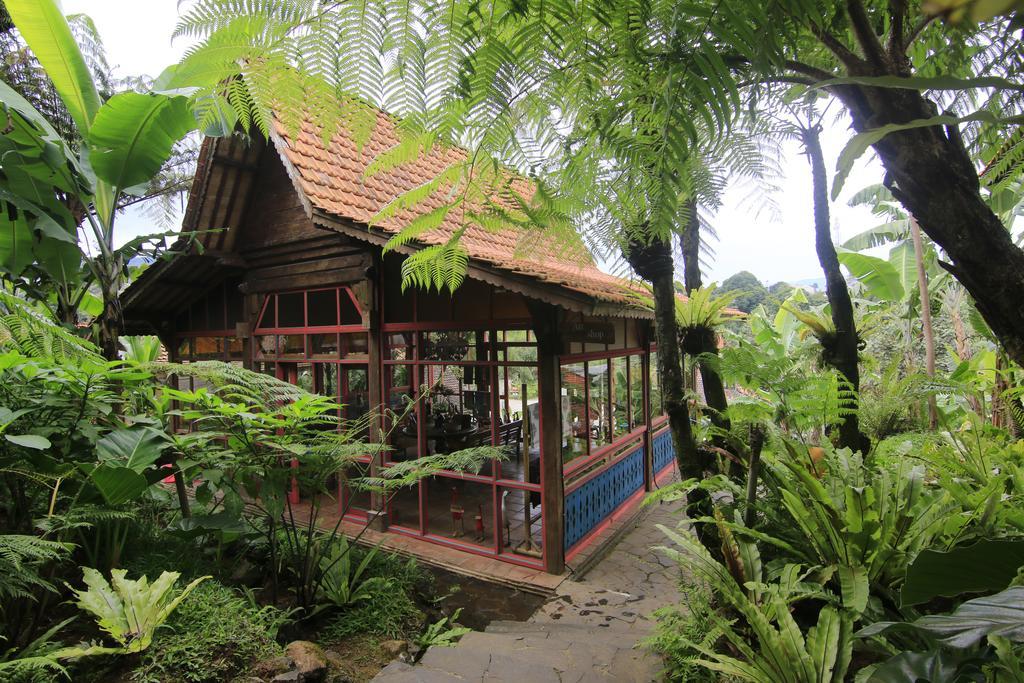 Jadul Village Resort Lembang Dış mekan fotoğraf
