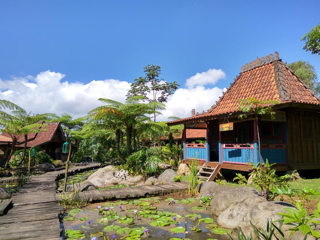 Jadul Village Resort Lembang Dış mekan fotoğraf